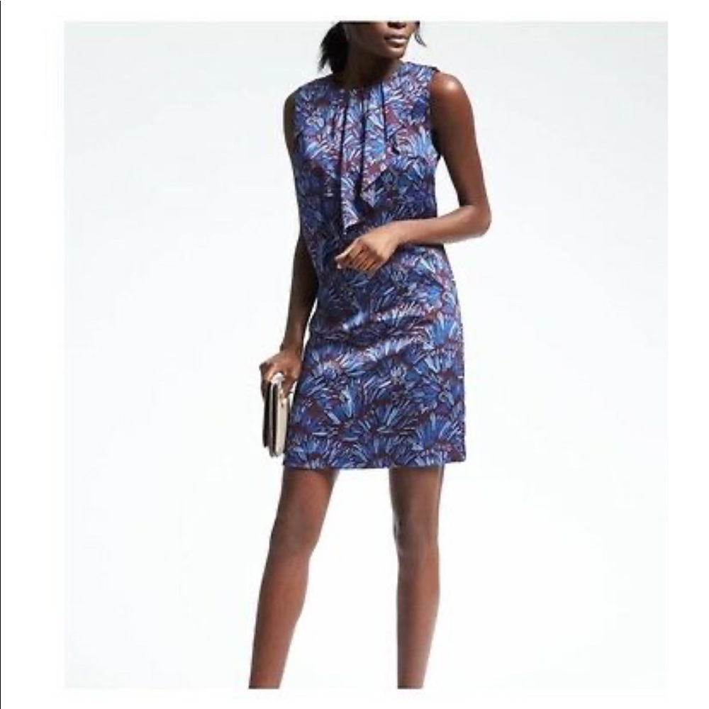 Banana Republic Ruffle Front Shift Dress | Red/Blue Abstract Floral | Size 0